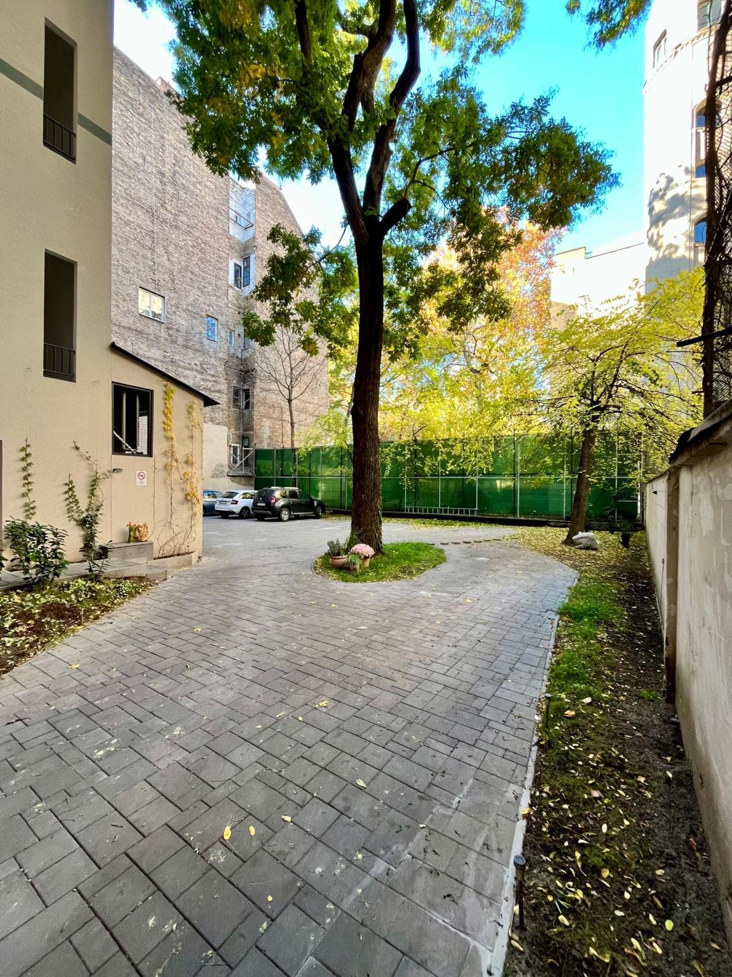 Best Seasons Andrassy Budapest Esterno foto